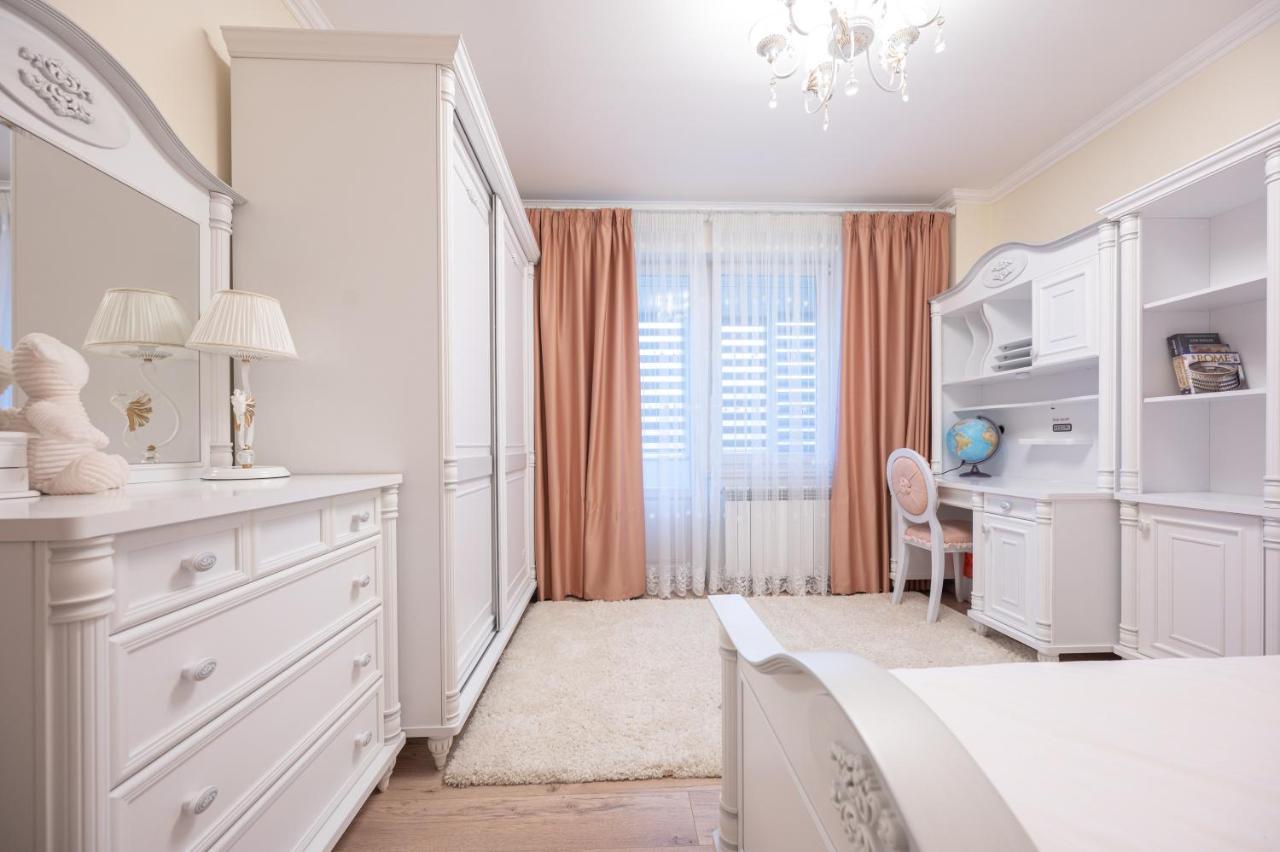Apartmán Dragos Flat Oradea Exteriér fotografie